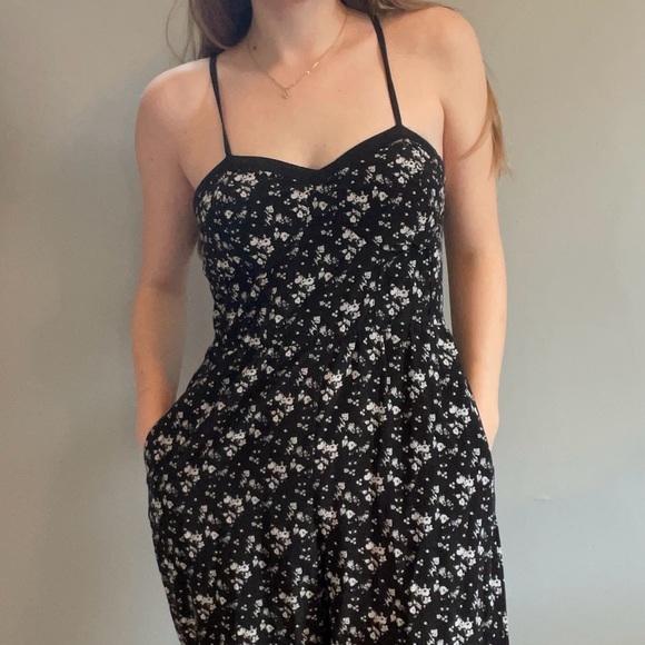 Xhilaration black white white floral jumpsuit/romper. - Picture 3 of 6